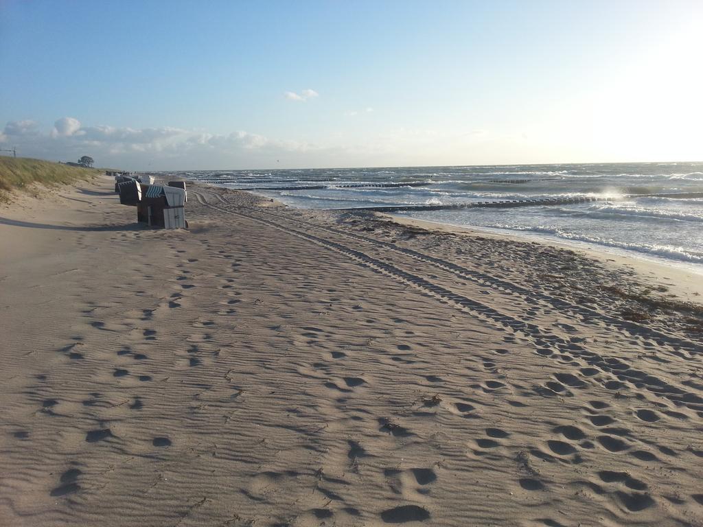 Morgensuenn Am Strand Kuehlungsborn Exterior photo